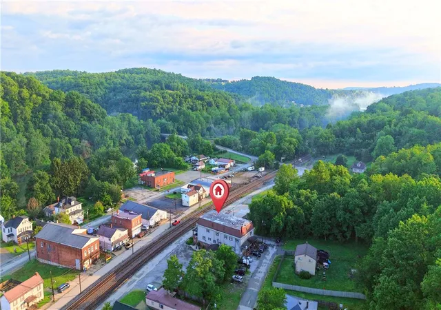 4th image of 205 3Rd Avenue, Sutersville, PA 15083 | MLS# 1763348