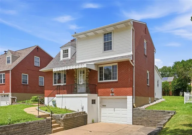 Homes for sale in Baldwin Boro, PA | 440 Jenne, Baldwin Boro, PA 15236 | MLS# 1763267