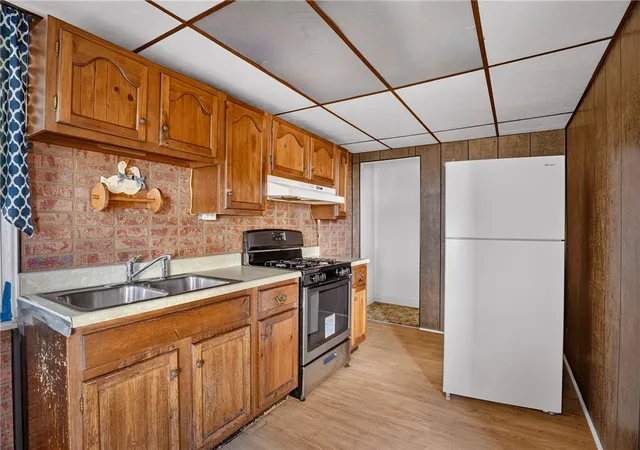 Homes for sale in South Side, PA | 2812 Edwards Way, South Side, PA 15203 | MLS# 1762996