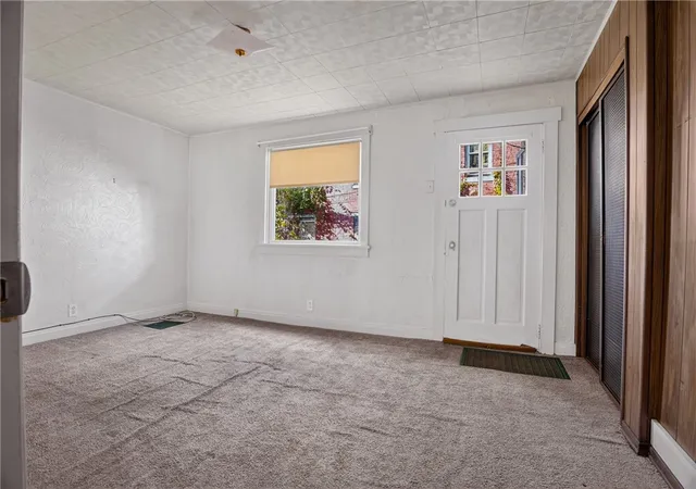 Homes for sale in South Side, PA | 2812 Edwards Way, South Side, PA 15203 | MLS# 1762996