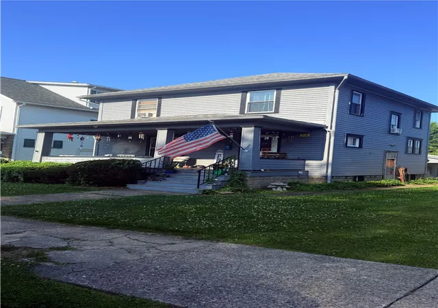 1st image of 556 Spruce Ave, Sharon, PA 16146 | MLS# 1763439