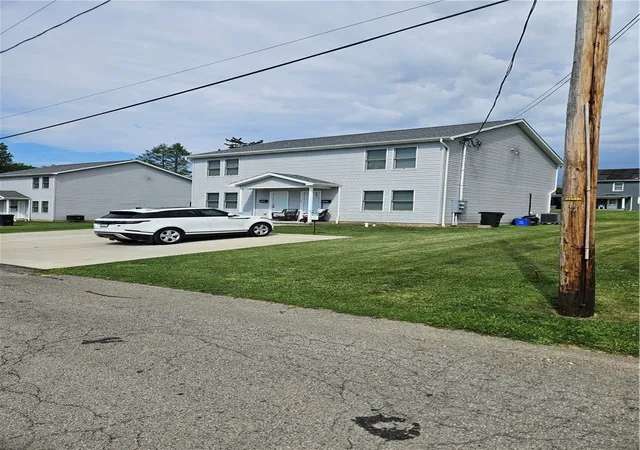Homes for sale in Hopewell Twp, PA | 2624 Linden Ave, Hopewell Twp, PA 15001 | MLS# 1763432