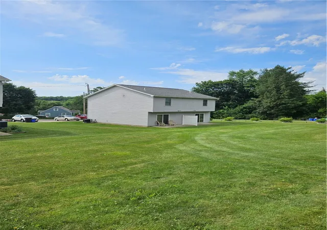 5th image of 2628-2630 Linden Ave, Aliquippa, PA 15001 | MLS# 1763410