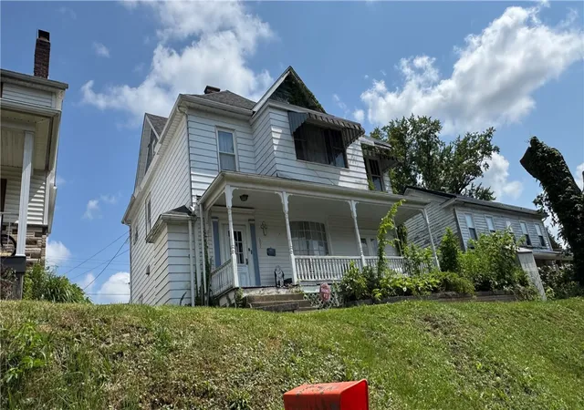 Homes for sale in East Brady, PA | 607 Purdum St, East Brady, PA 16028 | MLS# 1763487