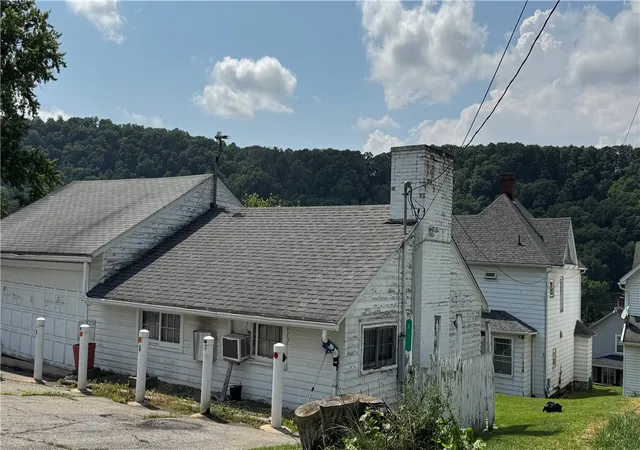 Homes for sale in East Brady, PA | 607 Purdum St, East Brady, PA 16028 | MLS# 1763487