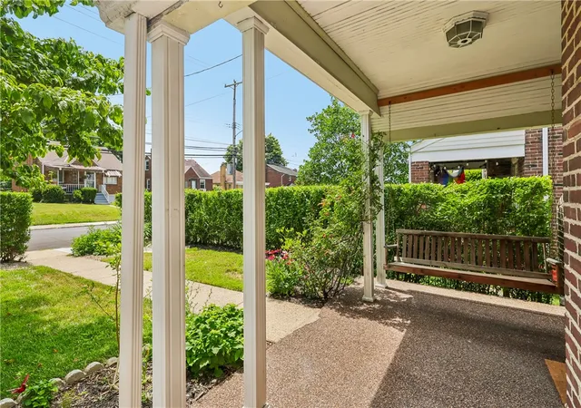 Homes for sale in Greenfield, PA | 527 Bigelow Street, Greenfield, PA 15207 | MLS# 1763490