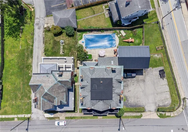 3rd image of 112 Alexander Avenue, City Of Greensburg, PA 15601 | MLS# 1763498