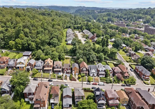 Homes for sale in Forest Hills Boro, PA | 112 Sumner Ave, Forest Hills Boro, PA 15221 | MLS# 1763362