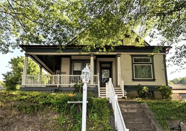 Homes for sale in Clairton, PA | 513 N 5th St, Clairton, PA 15025 | MLS# 1762687