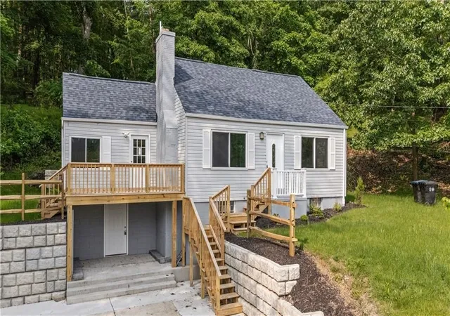 3rd image of 190 Pine Creek Rd, Wexford, PA 15090 | MLS# 1763534