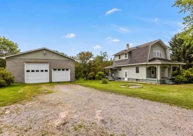 Homes for sale in Big Beaver, PA | 297 Friendship Rd, Big Beaver, PA 15010 | MLS# 1763048