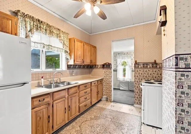 Homes for sale in Big Beaver, PA | 297 Friendship Rd, Big Beaver, PA 15010 | MLS# 1763048