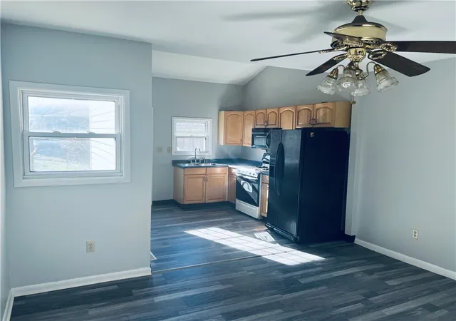 2nd image of 824 Walnut St, Edgewood, PA 15221 | MLS# 1763426
