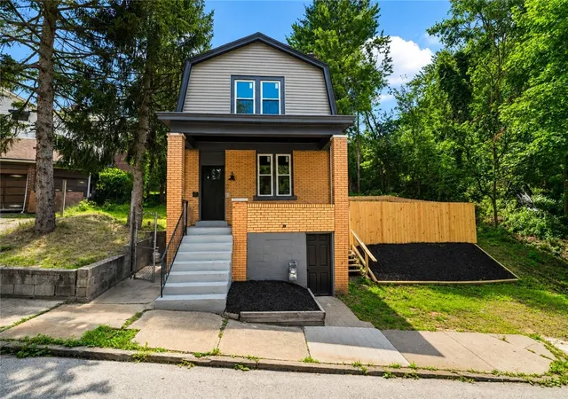 Homes for sale in Arlington, PA | 111 Mountain View Avenue, Arlington, PA 15210 | MLS# 1763556