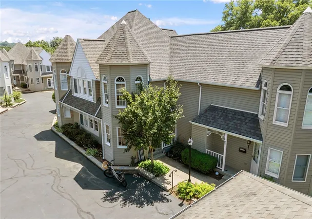 2nd image of 394 3rd St, Beaver, PA 15009 | MLS# 1763391