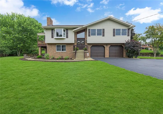 1st image of 101 Paula Dr, Aliquippa, PA 15001 | MLS# 1763535