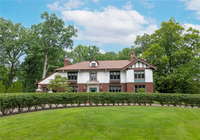1st image of 405 W Washington Boulevard, Grove City, PA 16127 | MLS# 1763561