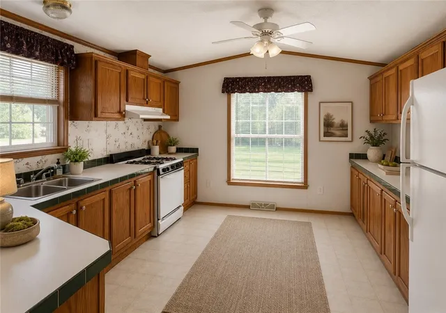 5th image of 124 Woodbine Ln, Butler, PA 16001 | MLS# 1763460