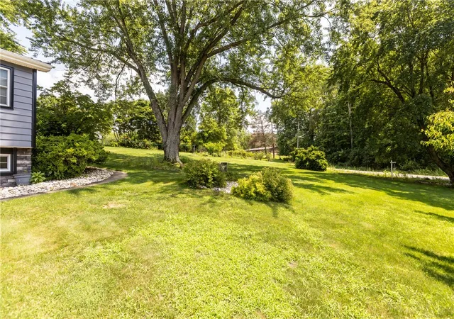 4th image of 519 Gas Valley Rd, Georgetown, PA 15043 | MLS# 1763596