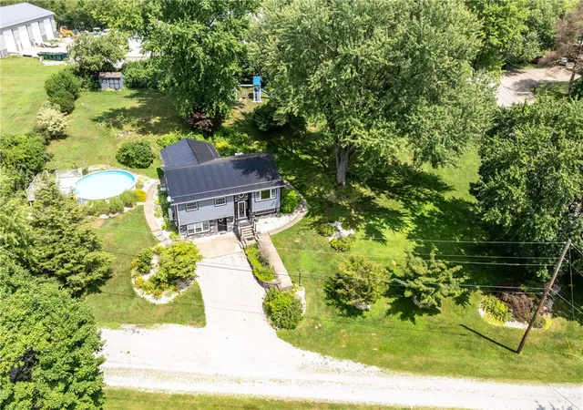 5th image of 519 Gas Valley Rd, Georgetown, PA 15043 | MLS# 1763596