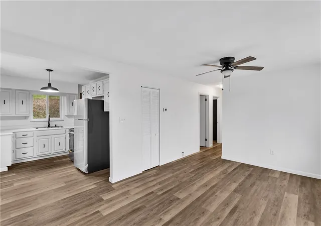 3rd image of 2945 Strachan Ave, Pittsburgh, PA 15216 | MLS# 1763640