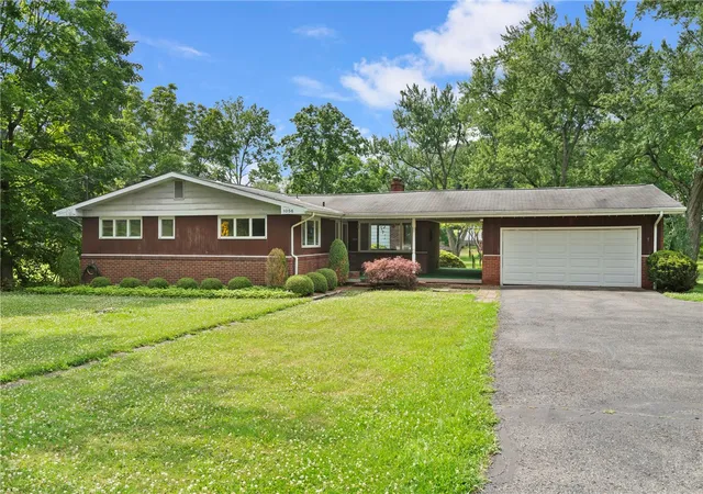 2nd image of 1056 Logan Road, Bethel Park, PA 15102 | MLS# 1763568