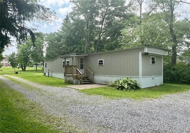4th image of 25 Coolspring Street, Mercer, PA 16137 | MLS# 1763662
