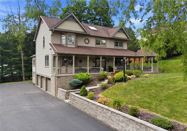 2nd image of 610 Kingfred Dr, North Huntingdon, PA 15642 | MLS# 1763638