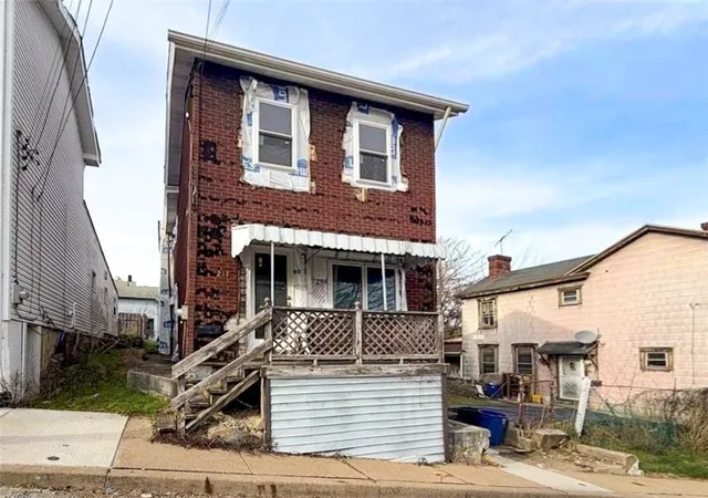 1st image of 217 Kramer Way, Mt Washington, PA 15211 | MLS# 1763717