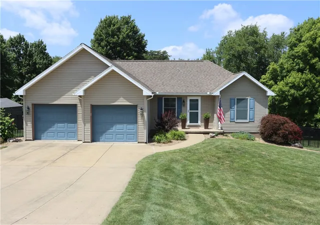 1st image of 208 Howard Rd, Sewickley, PA 15143 | MLS# 1763655