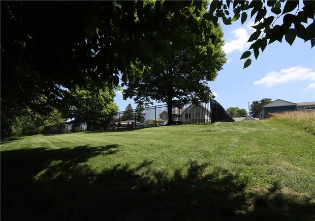 4th image of 208 Howard Rd, Sewickley, PA 15143 | MLS# 1763655