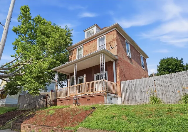 Photo 1 of Single family home for sale at 2715 Cleveland St, Mc Keesport, PA 15132 | MLS# 1763708 | Listing updated on 2026-07-25