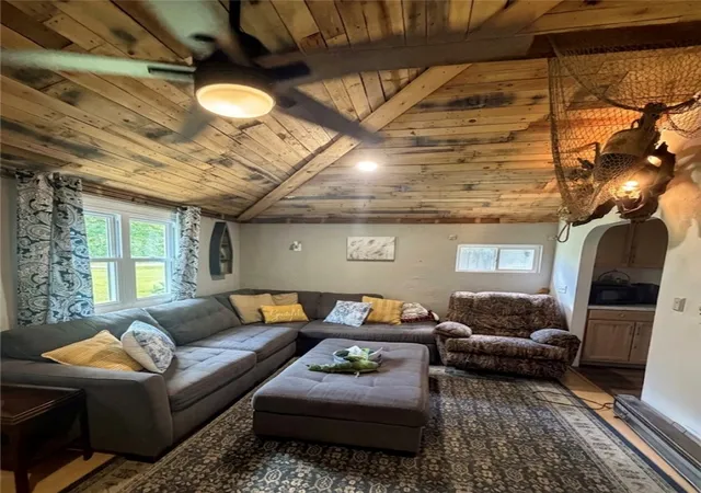 Photo 2 of Single family home for sale at 3006 E State Rd, Jamestown, PA 16134 | MLS# 1763734 | Listing updated on 2026-08-01