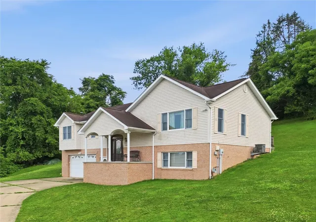 Homes for sale in South Park, PA | 1105 Hazel St, South Park, PA 15236 | MLS# 1763671