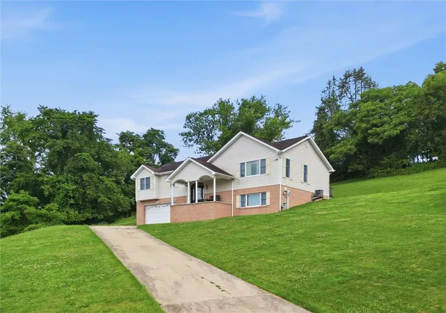 Homes for sale in South Park, PA | 1105 Hazel St, South Park, PA 15236 | MLS# 1763671