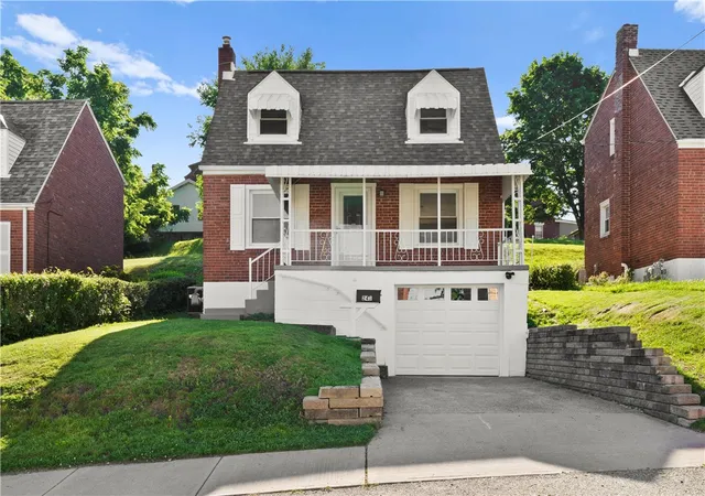 Homes for sale in Bon Air, PA | 241 Fordyce St, Bon Air, PA 15210 | MLS# 1763711