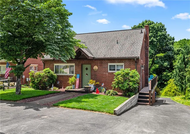 Homes for sale in Kennedy Twp, PA | 41 1/2 Ehle Ave, Kennedy Twp, PA 15108 | MLS# 1763337