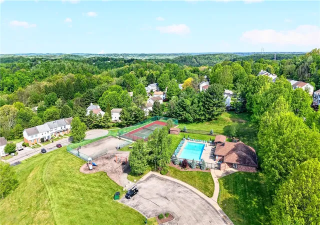 38th image of 817 Lexington Drive, Hopewell, Hopewell Twp, PA 15001 | MLS# 1763784