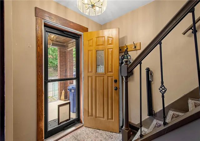 2nd image of 2812 Kenilworth St, Brookline, PA 15226 | MLS# 1763721