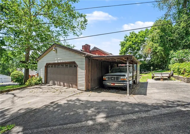 26th image of 3222 Roosevelt Ave, Hopewell Twp, PA 15001 | MLS# 1763501