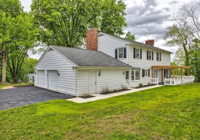 Homes for sale in Unity  Twp, PA | 3222 Ridgeway Road, Unity  Twp, PA 15601 | MLS# 1763796