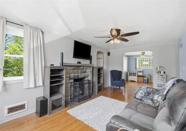 5th image of 9261 Old Perry Hwy, Mc Candless, PA 15237 | MLS# 1763288
