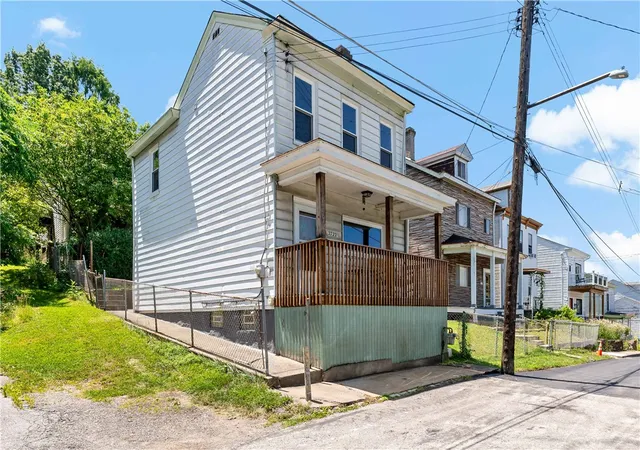 1st image of 2722 Mission St, South Side, PA 15203 | MLS# 1762782