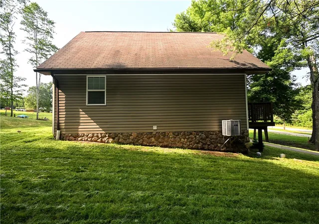 2nd image of 3142 Hills Church Rd, Murrysville, PA 15632 | MLS# 1763678
