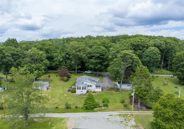 5th image of 395 Cranberry Rd, Confluence, PA 15424 | MLS# 1763806