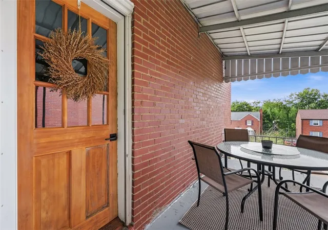 4th image of 5341 Orchard Hill Dr, Pittsburgh, PA 15236 | MLS# 1763603