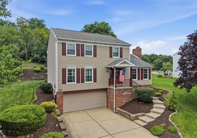 2nd image of 648 Cedar Dr, Imperial, PA 15126 | MLS# 1763326