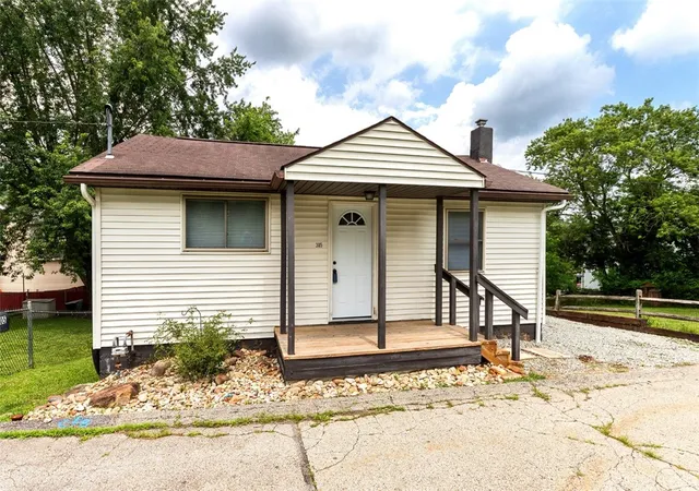 Homes for sale in West Newton, PA | 305 Spring Ln, West Newton, PA 15089 | MLS# 1763868