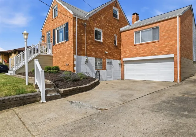 Homes for sale in Shaler, PA | 308 Erin Street, Shaler, PA 15209 | MLS# 1763330