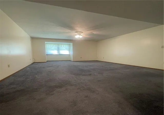 5th image of 412 Clubhouse Dr, South Strabane, PA 15301 | MLS# 1763730
